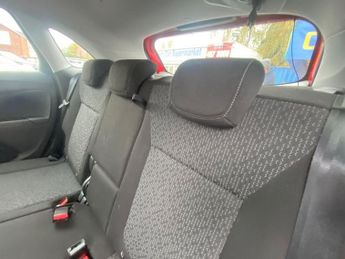 VAUXHALL CROSSLAND X 1.2 SE SUV 5dr Petrol Manual Euro 6 (83 ps)