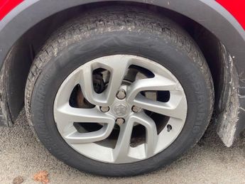 VAUXHALL CROSSLAND X 1.2 SE SUV 5dr Petrol Manual Euro 6 (83 ps)