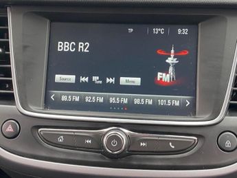 VAUXHALL CROSSLAND X 1.2 SE SUV 5dr Petrol Manual Euro 6 (83 ps)