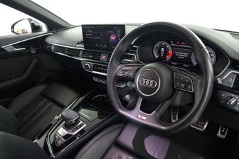 AUDI A4 2.0 TDI 35 Black Edition S Tronic Euro 6 (s/s) 4dr