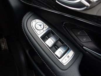 MERCEDES-BENZ GLC 2.1 GLC220d AMG Line (Premium Plus) SUV 5dr Diesel G-Tronic+ 4MA