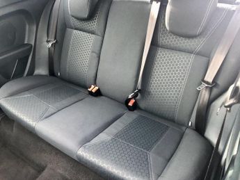 FORD FIESTA 1.4 Titanium Hatchback 3dr Petrol Automatic (154 g/km, 94 bhp)