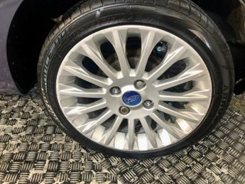 FORD FIESTA 1.4 Titanium Hatchback 3dr Petrol Automatic (154 g/km, 94 bhp)