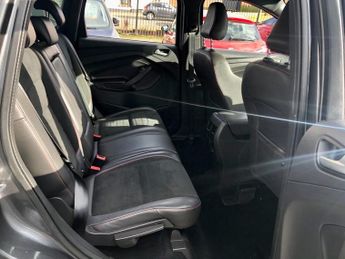 FORD KUGA 2.0 TDCi ST-Line SUV 5dr Diesel Powershift Euro 6 (120 ps)