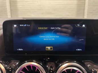 MERCEDES-BENZ EQA EQA 250 66.5kWh AMG Line SUV 5dr Electric Auto (190 ps)