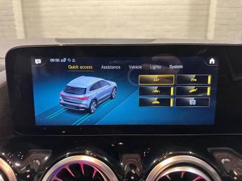 MERCEDES-BENZ EQA EQA 250 66.5kWh AMG Line SUV 5dr Electric Auto (190 ps)