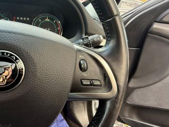 JAGUAR XF 2.2d Premium Luxury Sportbrake 5dr Diesel Auto Euro 5 (s/s) (200