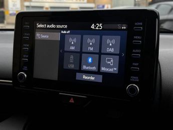 TOYOTA YARIS 1.5 VVT-h Design Hatchback 5dr Petrol Hybrid E-CVT Euro 6 (s/s) 