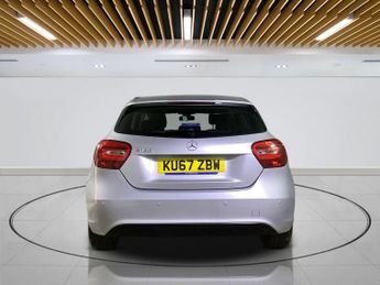 MERCEDES-BENZ A-CLASS 1.6 A180 SE Hatchback 5dr Petrol 7G-DCT Euro 6 (s/s) (122 ps)