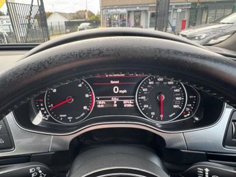 AUDI A6 2.0 TDI ultra Black Edition Saloon 4dr Diesel S Tronic Euro 6 (s