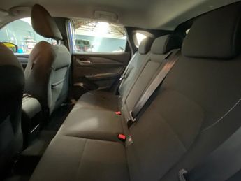 NISSAN QASHQAI 1.3 DIG-T MHEV Acenta Premium SUV 5dr Petrol Hybrid XTRON Euro 6