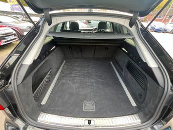 AUDI A6 AVANT 2.0 TDI 40 Sport Estate 5dr Diesel S Tronic Euro 6 (s/s) (204 ps