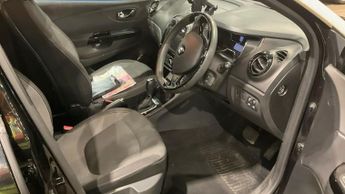 RENAULT CAPTUR 1.5 dCi Dynamique S MediaNav SUV 5dr Diesel EDC Euro 5 (90 ps)