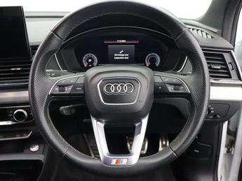 AUDI Q5 2.0 TFSI 45 S line SUV 5dr Petrol S Tronic quattro Euro 6 (s/s) 