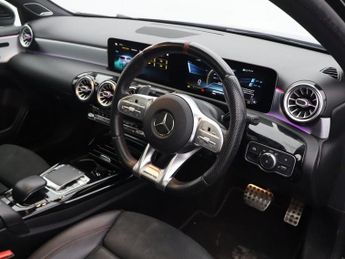 MERCEDES-BENZ A-CLASS 2.0 A35 AMG (Premium Plus) Hatchback 5dr Petrol SpdS DCT 4MATIC 