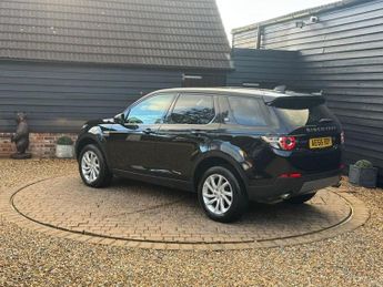 LAND ROVER DISCOVERY SPORT 2.0 TD4 SE SUV 5dr Diesel Auto 4WD Euro 6 (s/s) (180 ps)