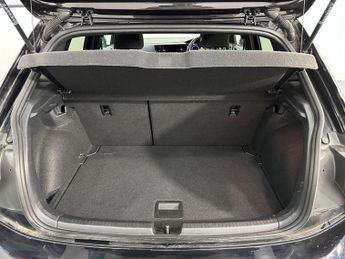 VOLKSWAGEN POLO 1.0 TSI R-Line Hatchback 5dr Petrol DSG Euro 6 (s/s) (95 ps)