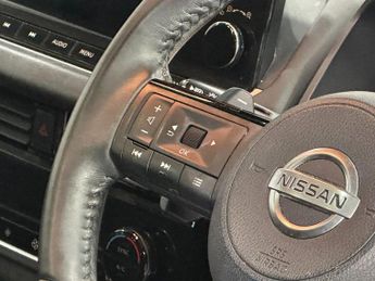 NISSAN QASHQAI 1.3 DIG-T MHEV N-Connecta SUV 5dr Petrol Hybrid XTRON Euro 6 (s/