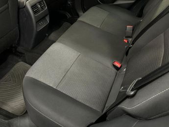 NISSAN QASHQAI 1.3 DIG-T MHEV N-Connecta SUV 5dr Petrol Hybrid XTRON Euro 6 (s/