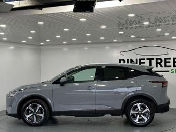 NISSAN QASHQAI 1.3 DIG-T MHEV N-Connecta SUV 5dr Petrol Hybrid XTRON Euro 6 (s/