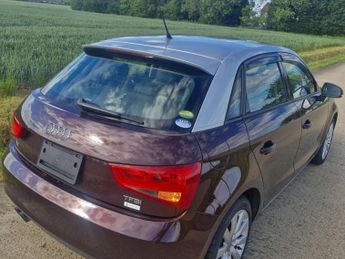 AUDI A1 1.4 TFSI Sportback 5dr Petrol Auto Euro5 (150 ps)