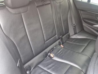 BMW 3 SERIES 2.0 320d M Sport Touring 5dr Diesel Auto xDrive Euro 6 (s/s) (19