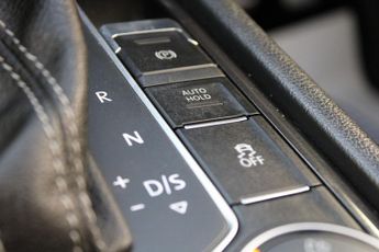 VOLKSWAGEN TIGUAN 2.0 TDI BlueMotion Tech R-Line SUV 5dr Diesel DSG 4Motion Euro 6