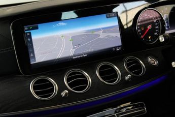 MERCEDES-BENZ E-CLASS 2.0 E200d AMG Line Saloon 4dr Diesel G-Tronic+ Euro 6 (s/s) (150