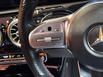 MERCEDES-BENZ A-CLASS 2.0 A250 AMG Line (Premium Plus) Hatchback 5dr Petrol 7G-DCT Eur