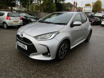 TOYOTA YARIS 1.5 VVT-h Design Hatchback 5dr Petrol Hybrid E-CVT Euro 6 (s/s) 