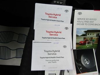 TOYOTA YARIS 1.5 VVT-h Design Hatchback 5dr Petrol Hybrid E-CVT Euro 6 (s/s) 