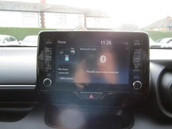 TOYOTA YARIS 1.5 VVT-h Design Hatchback 5dr Petrol Hybrid E-CVT Euro 6 (s/s) 