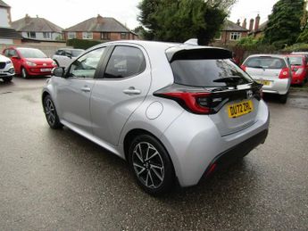TOYOTA YARIS 1.5 VVT-h Design Hatchback 5dr Petrol Hybrid E-CVT Euro 6 (s/s) 