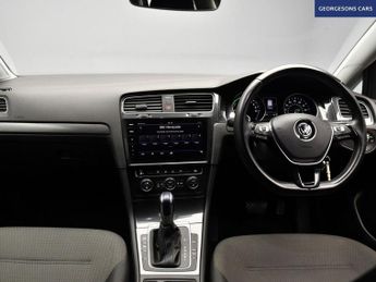 VOLKSWAGEN E-GOLF 35.8kWh e-Golf Hatchback 5dr Electric Auto (136 ps)