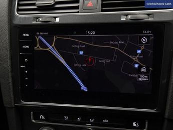 VOLKSWAGEN E-GOLF 35.8kWh e-Golf Hatchback 5dr Electric Auto (136 ps)