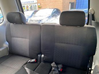 TOYOTA VOXY/NOAH 2.0
