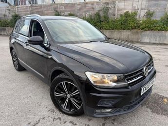 VOLKSWAGEN TIGUAN 2.0 TDI SE Navigation SUV 5dr Diesel DSG Euro 6-BLUETOOTH-ADAPTI