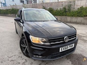 VOLKSWAGEN TIGUAN 2.0 TDI SE Navigation SUV 5dr Diesel DSG Euro 6-BLUETOOTH-ADAPTI