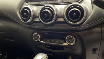 NISSAN JUKE 1.0 DIG-T N-Connecta SUV 5dr Petrol DCT Auto Euro 6 (s/s) (114 p