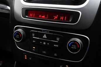 KIA SORENTO 2.2 CRDi KX-2 SUV 5dr Diesel Auto AWD Euro 5 (194 bhp)