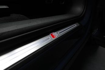 AUDI Q8 E-TRON 55 Black Edition SUV 5dr Electric Auto quattro 114kWh (11kW Char