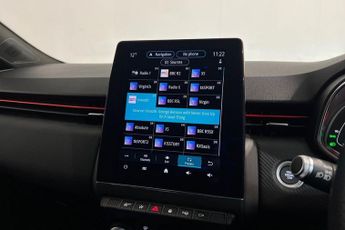 RENAULT CLIO 1.3 TCe RS Line Hatchback 5dr Petrol EDC Euro 6 (s/s) (130 ps) 3