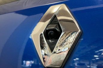 RENAULT CLIO 1.3 TCe RS Line Hatchback 5dr Petrol EDC Euro 6 (s/s) (130 ps) 3