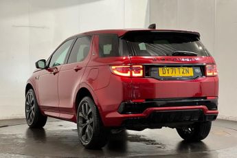 LAND ROVER DISCOVERY SPORT 1.5 P300e 12.2kWh R-Dynamic SE SUV 5dr Petrol Plug-in Hybrid Aut