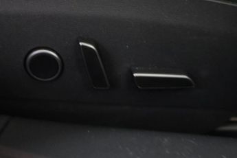 TESLA Model 3 Standard Range Plus Auto RWD 4dr