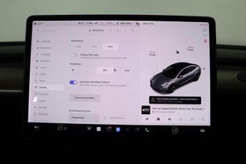 TESLA Model 3 Standard Range Plus Auto RWD 4dr