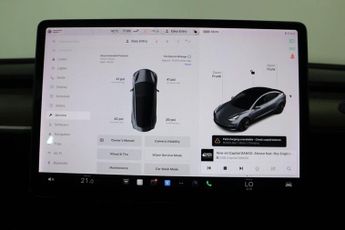 TESLA Model 3 Standard Range Plus Auto RWD 4dr