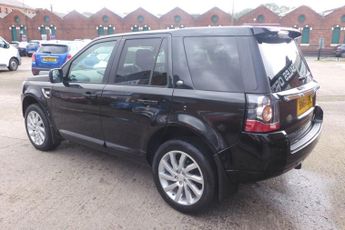 LAND ROVER FREELANDER 2 2.2 SD4 SE Tech SUV 5dr Diesel CommandShift 4WD Euro 5 (190 ps)