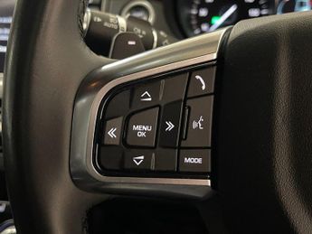 LAND ROVER DISCOVERY SPORT 2.0 TD4 Landmark SUV 5dr Diesel Auto 4WD Euro 6 (s/s) (180 ps)