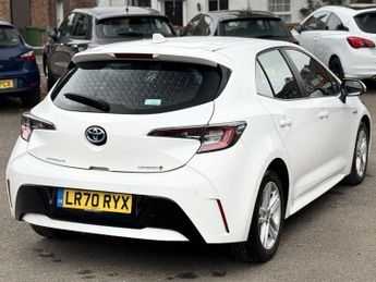 TOYOTA COROLLA 1.8 VVT-h Icon Tech Hatchback 5dr Petrol Hybrid CVT Euro 6 (s/s)